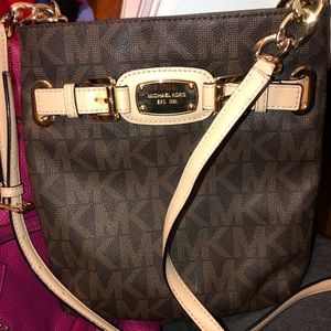 Michael Kors Crossbody